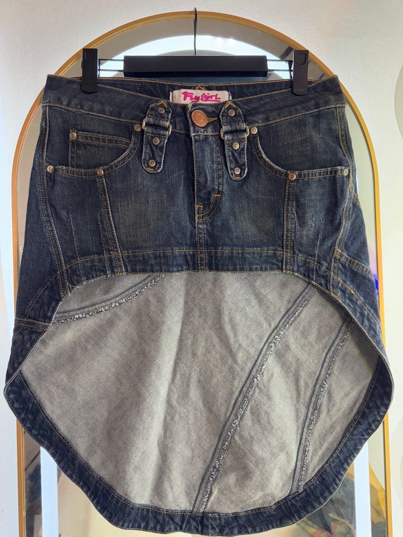Y2K VINTAGE DENIM SKIRT (Category: Skirts) located in Quezon City. Submitted by gigiversace (Listing ID 1350204624, Image 1). Description: -FLY GIRL brand from Italy -Condition: 10/10 -worn with care (no flaws) -cute when worn with boots/heels -low-mid waist -rfs: doesn’t fit me anymore -dimes: 30” waist, 36” hips, 9” front length, 23” back length.