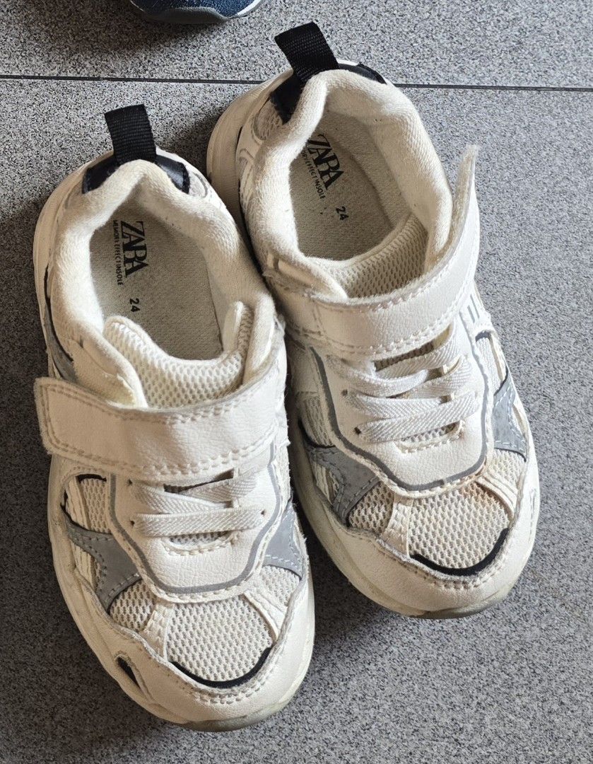 Zara Kids Sneakers 15cm (Category: Babies & Kids Fashion) located in Marikina City. Submitted by ddeclutter93 (Listing ID 1350153292, Image 1). Description: condition: 9/10 can be washed shipping c/o buyer.