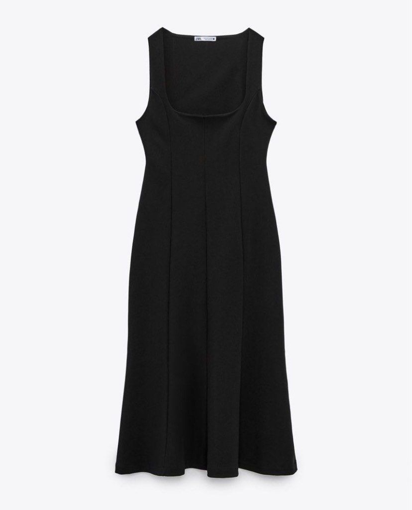 Zara Ottoman Midi Dress (Category: Dresses) located in Manila. Submitted by emercadejas (Listing ID 1350127734, Image 2). Description: Size small on tag. A little stretchable. A classic black dress. Can be paired with anything! RFS. I love the style but it doesn’t suit with my height. 🥹.