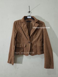 (Kategori: ) berada di . Dikirim oleh therevivalroom (ID iklan 1350161921, Gambar 1). Deskripsi: .