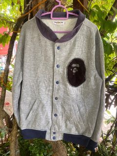 (Category: ) located in . Submitted by urbanmythrift (Listing ID 1345148588, Image 1). Description: .