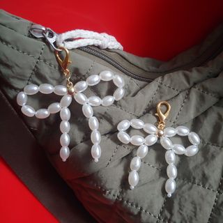 （分類：）位於 。 由 bracelet_clarac 提交（商品編號 1345132619，圖片 1）。簡介： 。