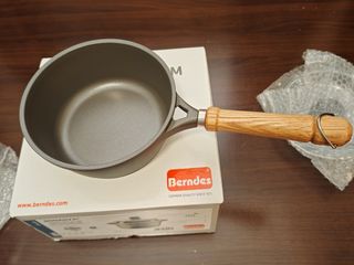（分類：）位於 。 由 yiu18 提交（商品編號 1345132350，圖片 1）。簡介： 。