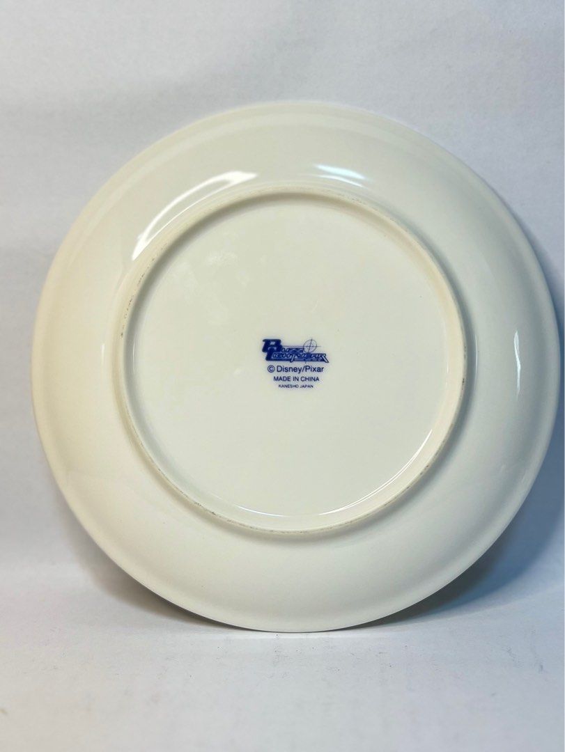 6.5”d Buzz Light year Disney Pixar Plate Kanesho Japan (Category: Dinnerware & Cutlery) located in San Pablo. Submitted by lamujer_stonewareph (Listing ID 1345141732, Image 2). Description: Good As new Unused without box.