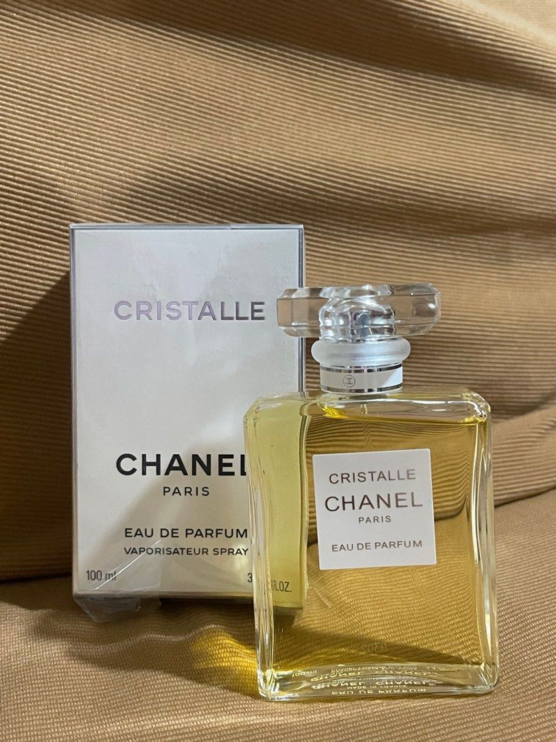 Chanel Cristalle (Category: Fragrance & Deodorants) located in Manila. Submitted by khdbons (Listing ID 1345256245, Image 3). Description: Authentic Chanel Cristalle eau de parfum 100 ml, comes with box Used once, 98% full.