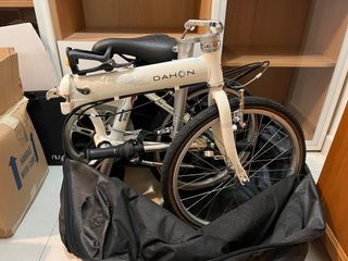 （分類：）位於 。 由 patsoholam 提交（商品編號 1345131468，圖片 1）。簡介： 。