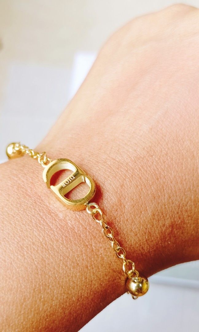 Dior bracelet from japan (Category: Luxury Accessories) located in Quezon City. Submitted by liambags (Listing ID 1345146326, Image 1). Description: Dior bracelet from japan no flaws with stamp with box ,ribbon,pouch and paper bag size adjustable kindly pm me.