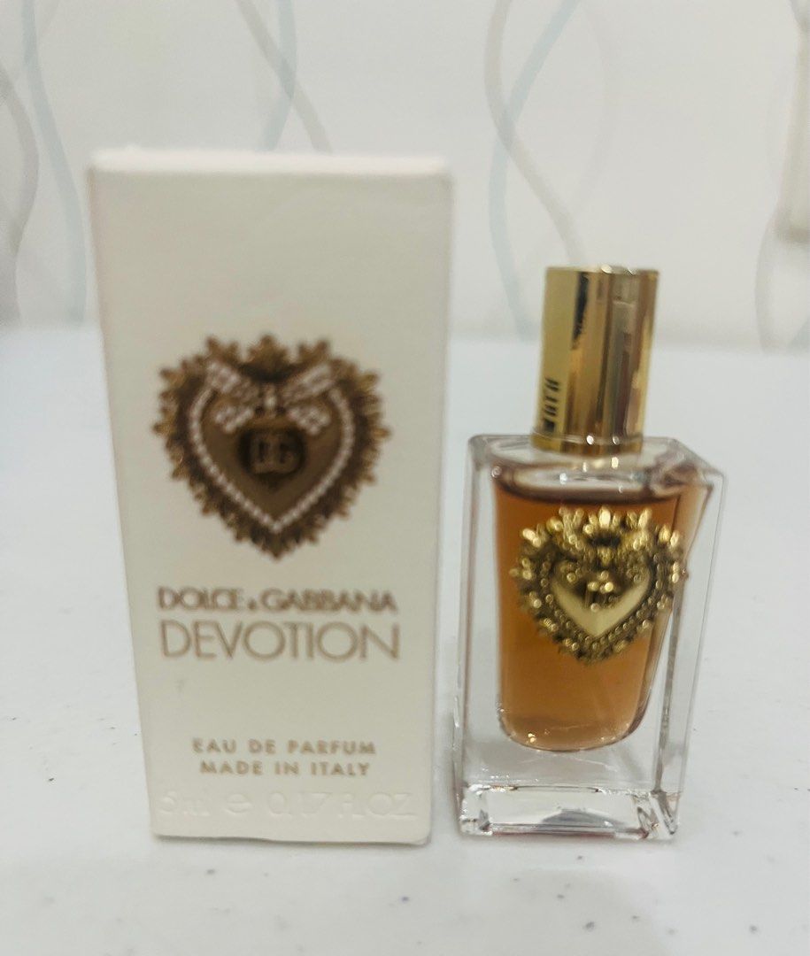 DOLCE&GABBANA DEVOTION EAU DE PERFUME (Category: Fragrance & Deodorants) located in Manila. Submitted by glimmer.mnl (Listing ID 1345238593, Image 1). Description: DOLCE&GABBANA DEVOTION EAU DE PERFUME 5ML Dab type Original.