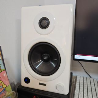 (Category: ) located in . Submitted by nufluence (Listing ID 1345213240, Image 1). Description: .