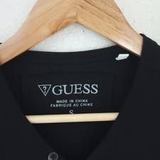 Guess Tshirt (Category: Tshirts & Polo Shirts ) located in Tagum. Submitted by nosfe (Listing ID 1345300301, Image 2). Description: Size: M-L S on Tag Good As New.