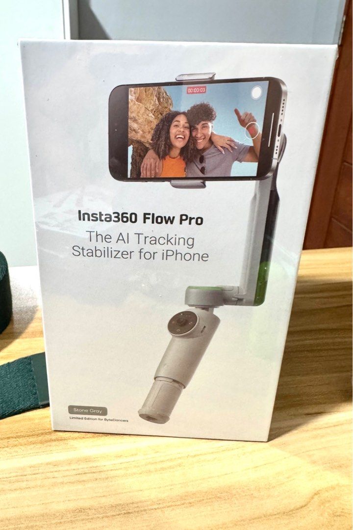 Insta360 Flow Pro (Brand new & Sealed) (Category: Other Gadgets) located in Paranaque City. Submitted by basiavd (Listing ID 1345165224, Image 1). Description: Rfs: Declutterring Please send a note if sure buyer Reach me at: +63 928 510 5555.