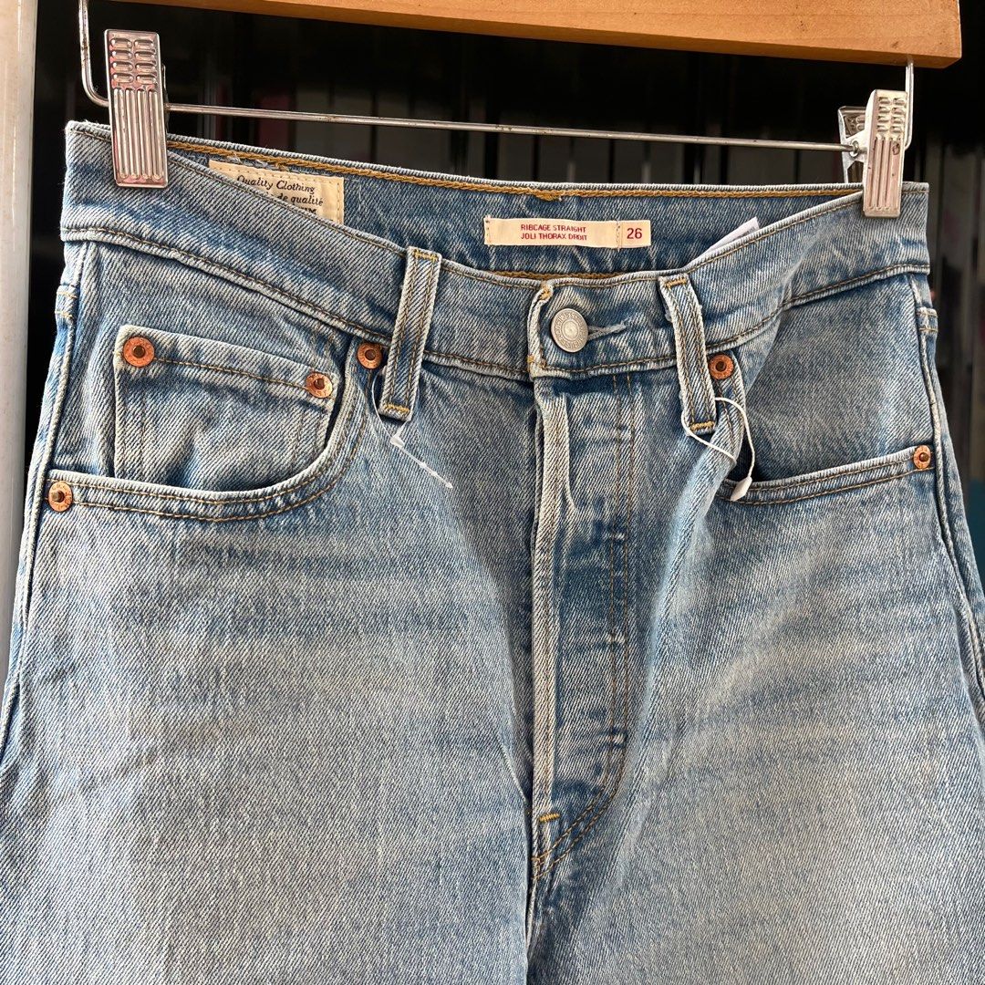 Levis Ribcage size 26 (Category: Jeans) located in Manila. Submitted by stashedgarments (Listing ID 1345129801, Image 3). Description: Like new no issue Baggy Rfs: too big for me.
