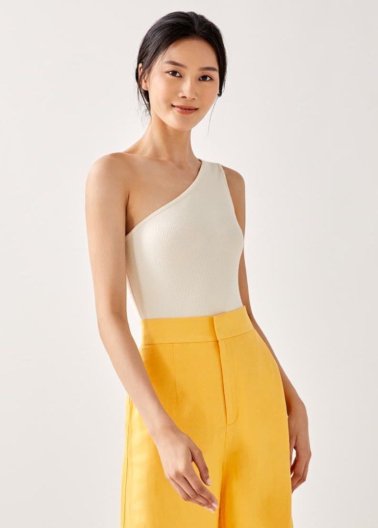 Love Bonito Ribbed Asymmetrical Bodysuit (Category: Sleeveless) located in Makati City. Submitted by andiquality (Listing ID 1345145015, Image 2). Description: *Swipe to see actual photos.