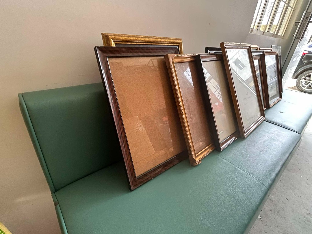 Mixed Collection of A3 and Miscellaneous Frames (27 Pieces), Furniture ...