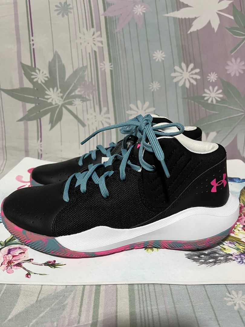 BN ORIG UNDER ARMOUR Sneakers (Category: Sneakers) located in Tarlac. Submitted by importedbranded (Listing ID 1345255056, Image 3). Description: Brand new Under Armour sneakers/rubber shoes Original- Bought in ROSS-USA (With Tag) Size USA:7 UK:6 EURO:40 |25 cm| Price slightly negotiable.