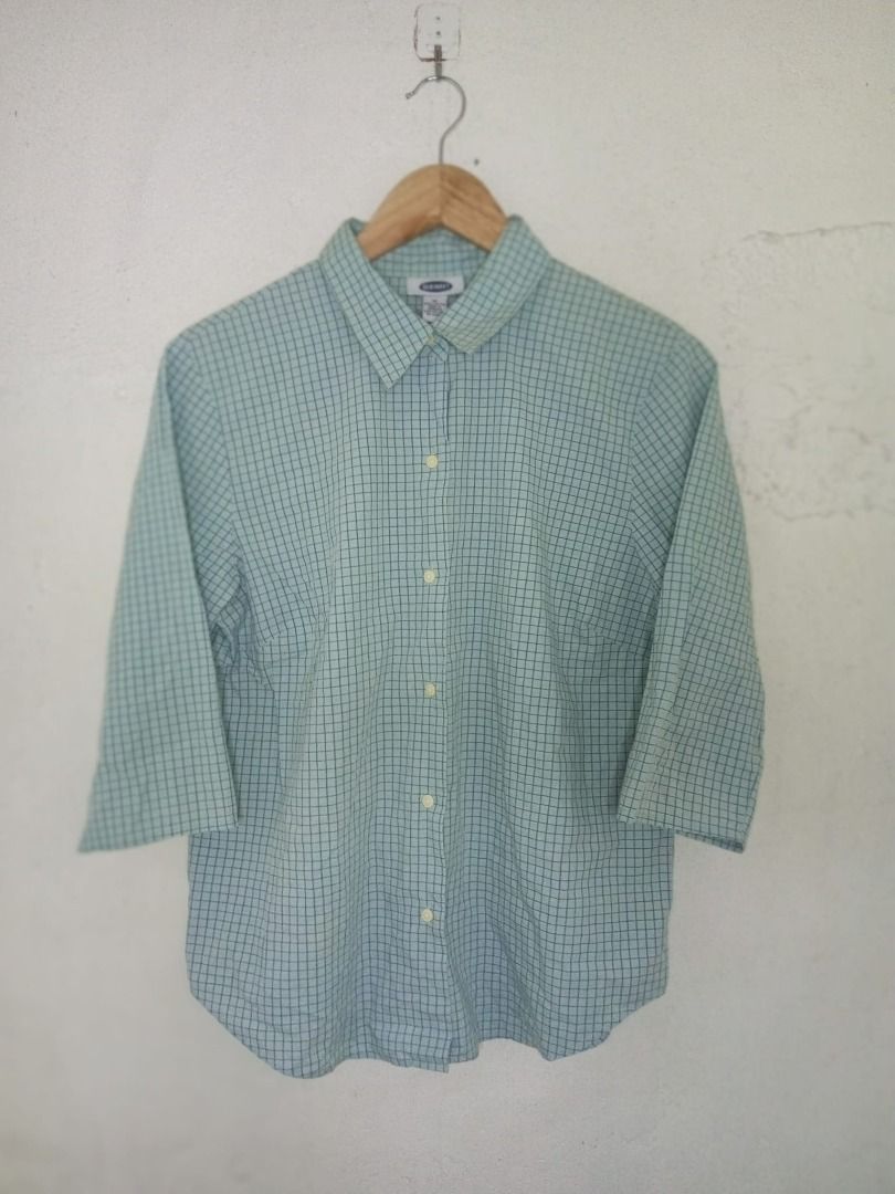 Old Navy Blouse (Category: Blouses) located in Tagum. Submitted by nosfe (Listing ID 1345300225, Image 1). Description: Size: M Good As New.