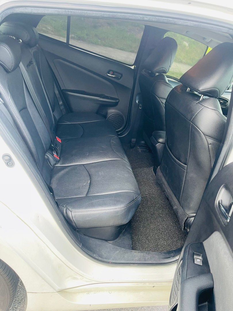 随时可上路的丰田普锐斯混合动力车 @$7062885347467905114