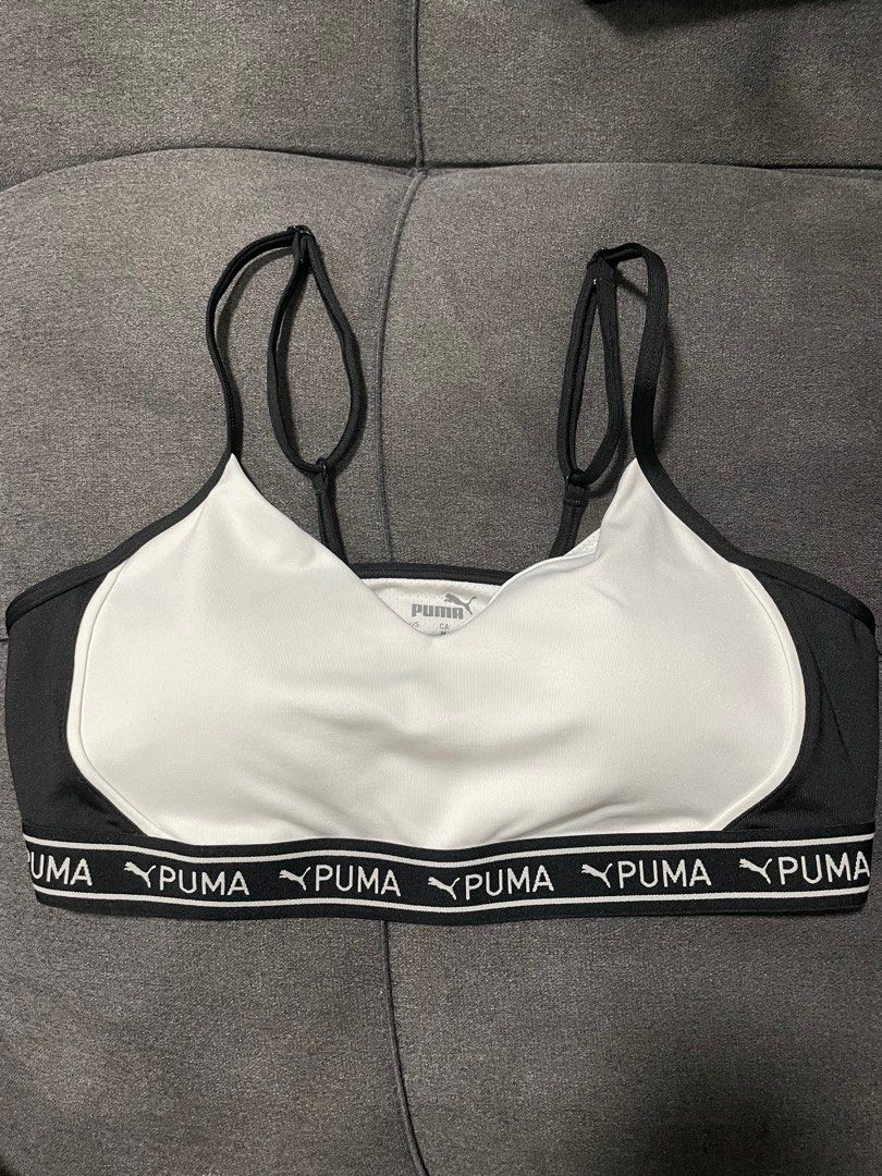 Puma Womenswear (Category: Activewear) located in Pasig City. Submitted by paaatch (Listing ID 1345227713, Image 1). Description: Puma brandnew Rfs: wrong size Size M Bought 2k Selling 1500 .