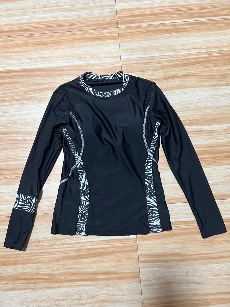 Rash Guard for Women / Padded / Medium, Women's Fashion, Swimwear, Rash ...