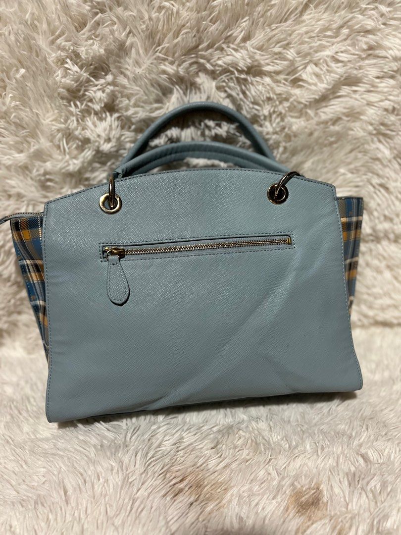 Samantha Vega Powder Blue Two-Way (Category: Luxury Bags & Wallets) located in Baguio. Submitted by mischasboutique (Listing ID 1345171654, Image 2). Description: Like New With Sling.