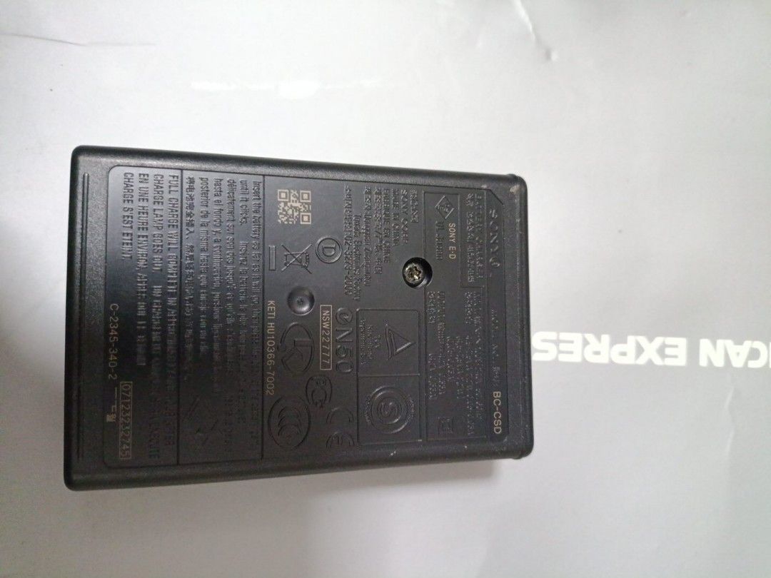 Sony Cybershot Digicam Battery Charger BC-CSD62863835687299111