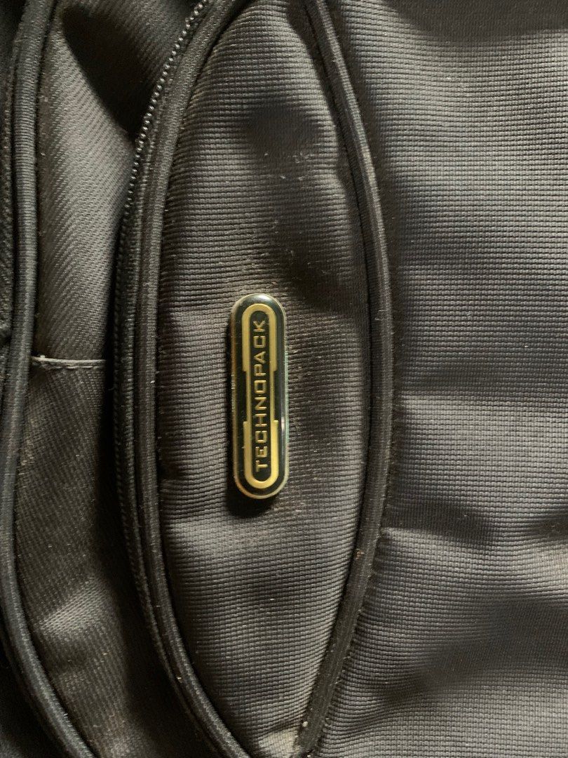 TECHNOPACK BLACK BACKPACK (Category: Backpacks) located in Bayambang. Submitted by willespiritu (Listing ID 1345200514, Image 2). Description: ANOTHER TECHNOPACK BACKPACK FOR SALE! May issue lang po sa loob ng backpack. RFS: Decluttering Message me if interested! .