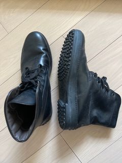 （分類：）位於 。 由 fredericfranztan 提交（商品編號 1345133947，圖片 1）。簡介： 。