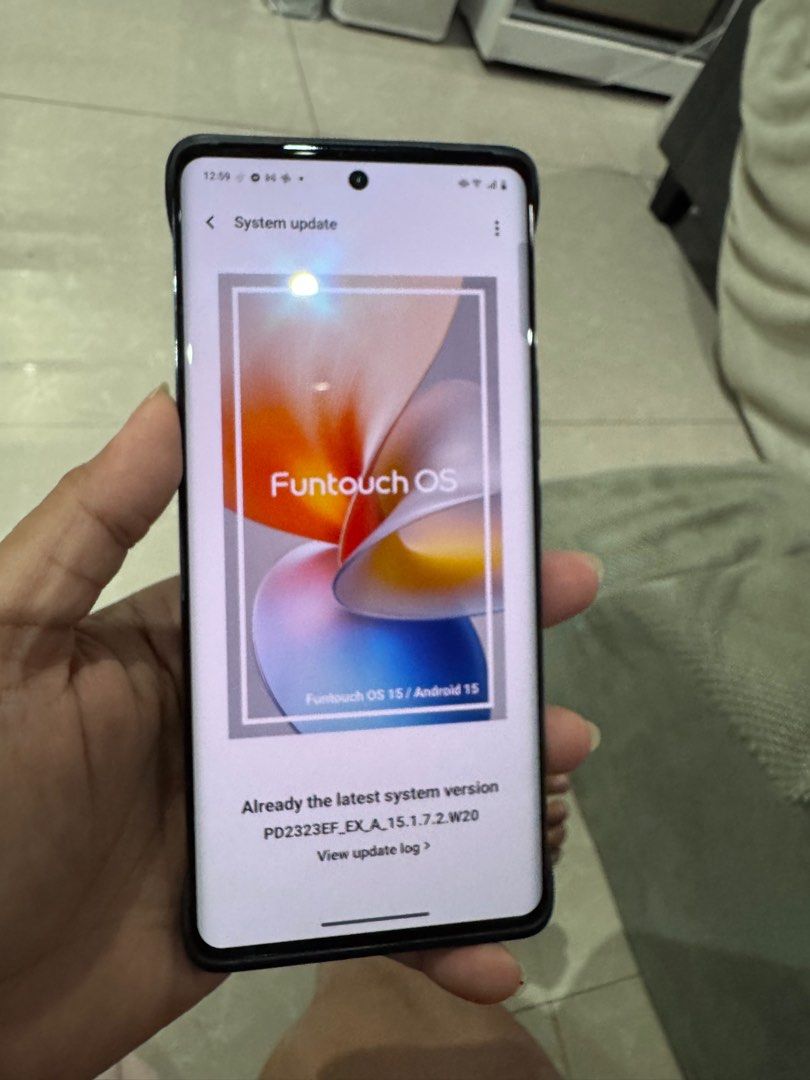 Vivo v30 512gb (Category: Vivo) located in Paranaque City. Submitted by zulema.zahir (Listing ID 1345157081, Image 2). Description: Complete package Top condition Still in warranty til May 2025.