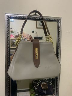 (Kategori: ) berada di . Dikirim oleh hazelpinee (ID iklan 1350359267, Gambar 1). Deskripsi: .