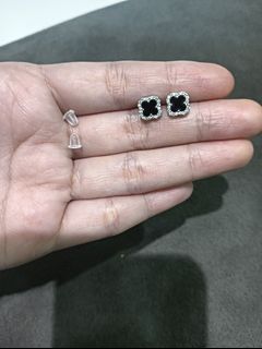 (Kategori: ) berada di . Dikirim oleh vera.91 (ID iklan 1350236438, Gambar 1). Deskripsi: .