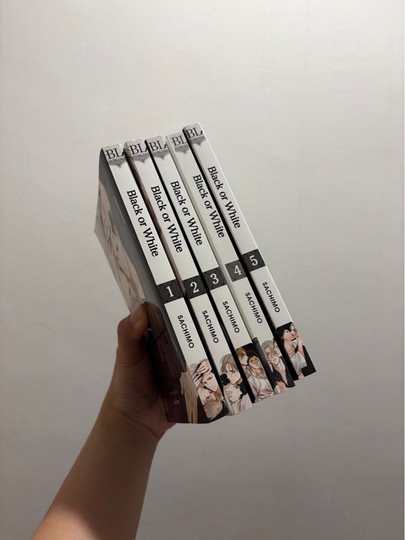 Black or White vols. 1-5 (Category: Comics & Manga) located in Quezon City. Submitted by tinelli (Listing ID 1350332252, Image 1). Description: Black or White by Sachimo is a BL/ yaoi manga published by BL Sublime. This set includes volumes 1-5. Manga is in very good condition..