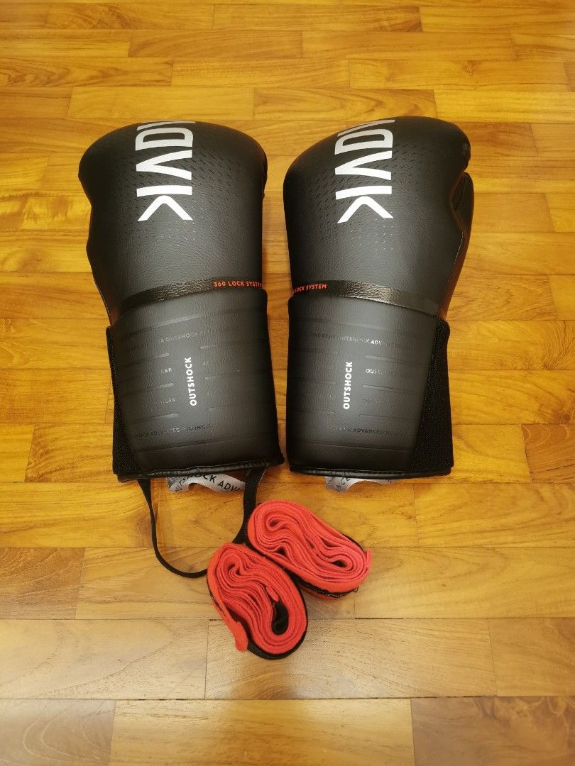 Boxing Gloves (Category: Other Sports Equipment and Supplies) located in Singapore. Submitted by orangessss (Listing ID 1350355020, Image 1). Description: Decathlon intermediate boxing gloves.