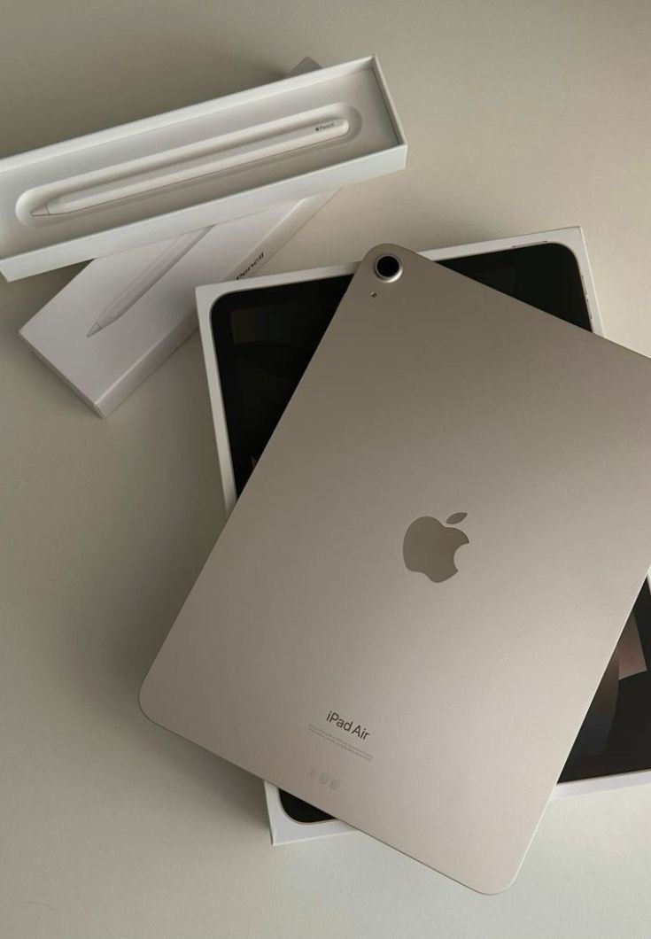 BUYING RUSH IPAD — RUSH PRICE ONLY (Category: iPad) located in Quezon City. Submitted by decluttereo (Listing ID 1350242078, Image 1). Description: DM ME YOUR OFFERS, THANK YOU :) QC LOC, WILL PAY AGAD.