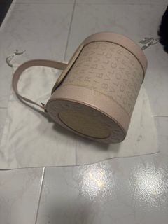 (Category: ) located in . Submitted by zanlim77 (Listing ID 1350337685, Image 1). Description: .