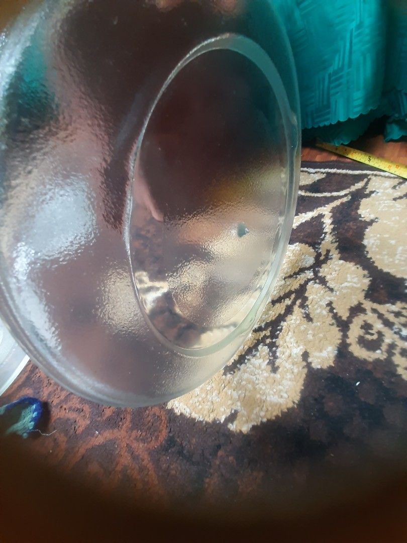 Cake tray glass 11.5" (Category: Bakeware) located in Manila. Submitted by luckycharm_215 (Listing ID 1350248651, Image 2). Description: used good condition.