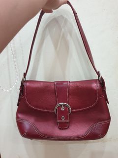 (Category: ) located in . Submitted by carats08 (Listing ID 1350247383, Image 1). Description: .