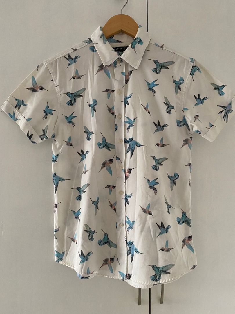 Casual Polo - Size M (Category: Tshirts & Polo Shirts ) located in Las Pinas. Submitted by _chic (Listing ID 1350357169, Image 1). Description: Medium on Tag Used twice. .