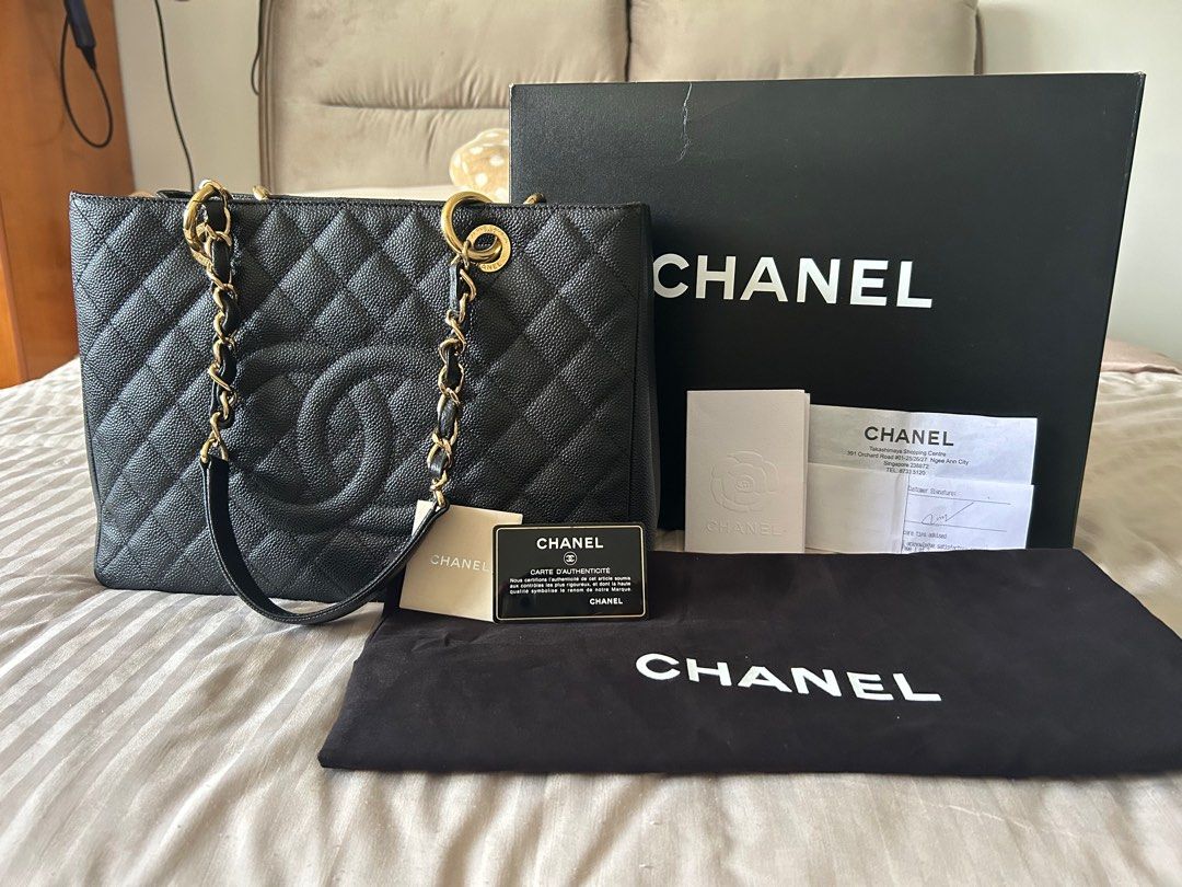 Chanel GST GHW - Full Set with Receipt (Category: Bags & Wallets) located in Singapore. Submitted by acathelizabeth (Listing ID 1350286862, Image 1). Description: Chanel GST Bag in mint condition - lightly used Full set with dustbag, card, box, receipt from Takashimaya, Orchard No explanation needed for this bag. Classy, stylish and functional. Fit small laptop too :) Well priced to sell - LOWBALLERS will be blocked RFS : moving house .