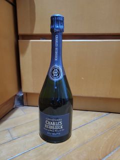 （分類：）位於 。 由 W37184 提交（商品編號 1350318905，圖片 1）。簡介： 。