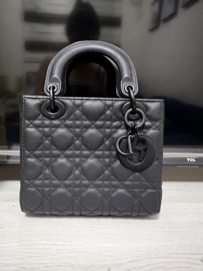 Christian Dior (Category: Luxury Bags & Wallets) located in Manila. Submitted by ababrl (Listing ID 1350282369, Image 1). Description: Christian Dior Bought in Vietnam No zipper design .