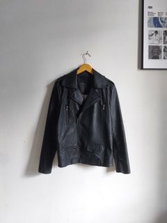 (Kategori: ) berada di . Dikirim oleh letsview.thrift (ID iklan 1350227788, Gambar 1). Deskripsi: .