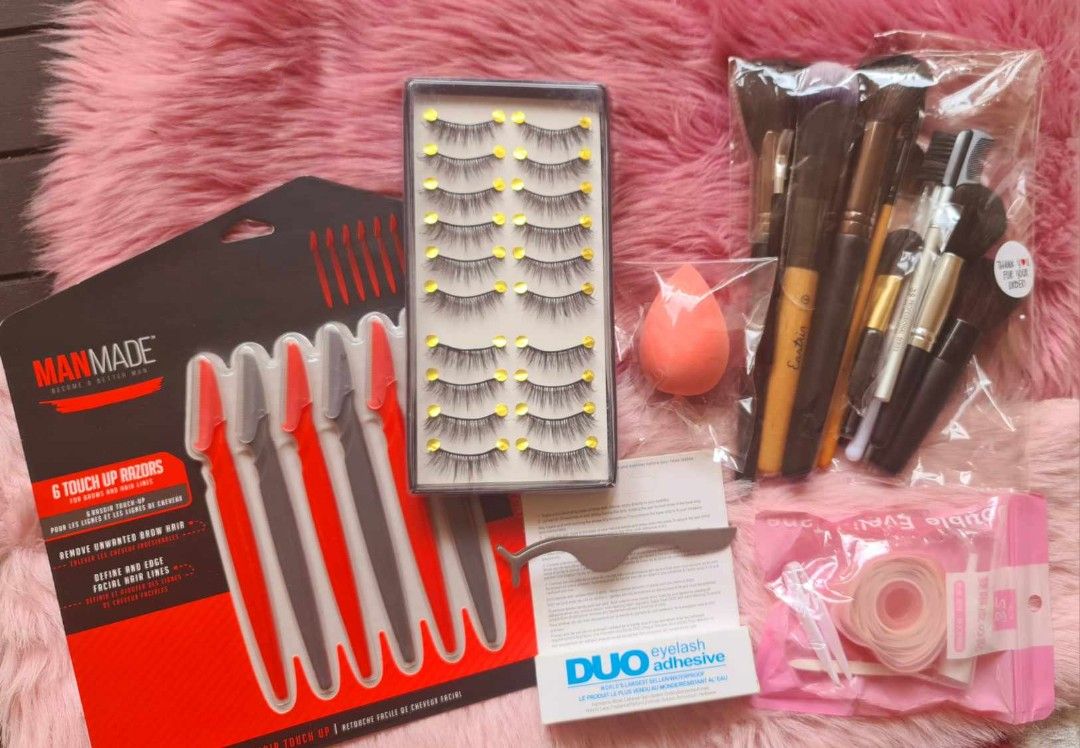 Eyelashes Kit & Make Up Brushes (Category: Makeup) located in Quezon City. Submitted by floreskari78555 (Listing ID 1350295736, Image 1). Description: Eyelashes Kit &Make Up Brush Set All for 850php‼️‼️‼️ Set includes: Marie Beauty 10pairs 5D18 Eyelid Tape with spray bottle Duo white eyelash glue Tweezer Silver 1pack 6pcs Manmade Eyebrow Razors 13pcs Make Up Brushes 1 Teardrop Make Up Sponge Brand New❤️ Available for same day delivery via lalamov