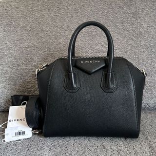 (Kategori: ) berada di . Dikirim oleh anzeraluxbags.id (ID iklan 1350365391, Gambar 1). Deskripsi: .