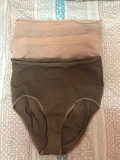 (Category: ) located in . Submitted by capybarafam (Listing ID 1350244938, Image 1). Description: .