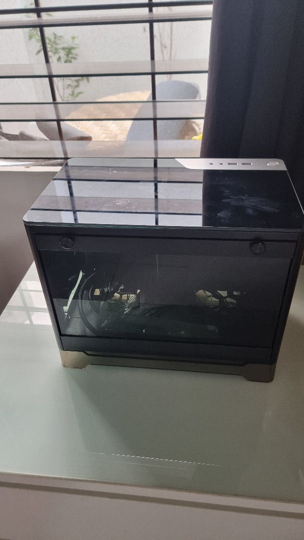 InWin A1 Prime Mini-ITX Tower PC Case (Category: Computer Parts) located in Las Pinas. Submitted by qwjax (Listing ID 1350244575, Image 2). Description: - Mini-ITX Tower - 2 x PCI-E - 2 x USB 3.0 - HD Audio - Internal Drive Bays 2 x 2.5” - Power Supply Compatibility PSII: Intel ATX12V V2.52 InWin 750W 80 PLUS Gold PSU Included Product Dimensions (L x W x H) 343 x 210 x 231mm 13.5" x 8.3" x 9.1" Product Dimensions (L x W x H) with Screw & Handle H