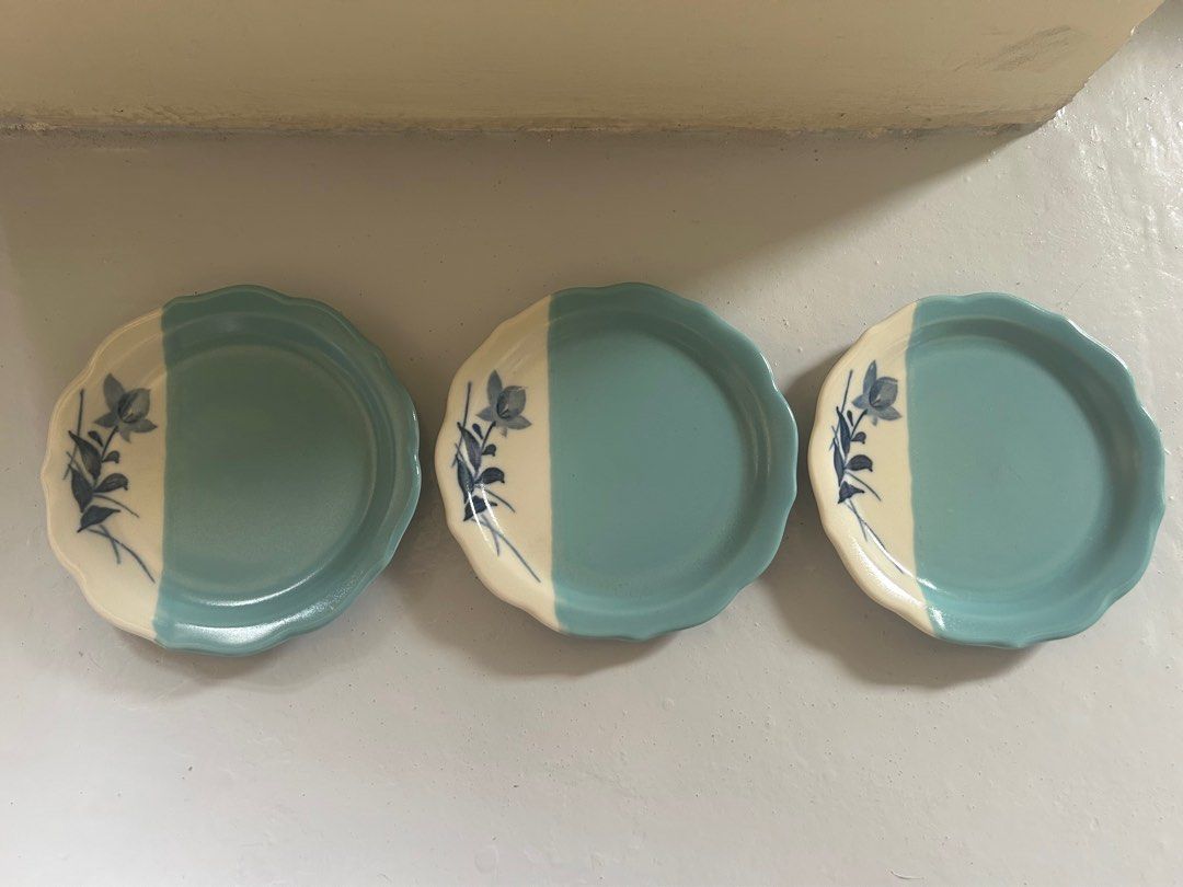 Japanese Ceramics Bundle (Category: Dinnerware & Cutlery) located in Manila. Submitted by curatedbyelvynna (Listing ID 1350243638, Image 1). Description: TAKE ALL (3 PIECES) FOR P250! All photos are posted, what you see is what you’ll get. Please note that my items are preloved, it is likely that there will be signs of light wear in general. Last price posted 💯 No more haggling. All items are reasonably priced based on their condition. No swaps.