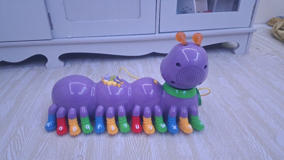 Leap frog alphabet pal caterpillar (Category: Educational & Learning Toys) located in Tayasan. Submitted by _raceprettyconcept (Listing ID 1350313746, Image 2). Description: -all alphabet buttons are working -no battery cover.