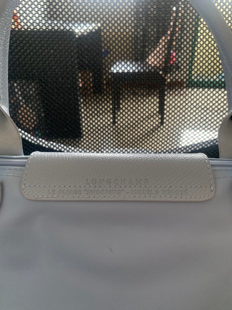 Longchamp Le Pliage Large (CLASS A) (Category: Luxury Bags & Wallets) located in San Juan City. Submitted by rinieee13 (Listing ID 1350236971, Image 3). Description: RFS: Decluttering Minor stain .