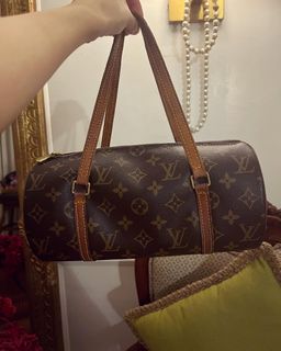 (Category: ) located in . Submitted by marlenaluxx (Listing ID 1350352756, Image 1). Description: .
