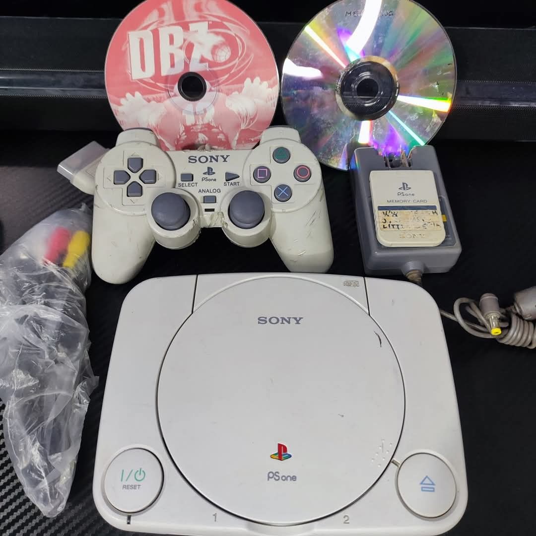 Playstation Package with Dancepad NTSCJ modified (Category: PlayStation) located in Bacoor. Submitted by labgames (Listing ID 1350301469, Image 2). Description: For Sale Only Playstation Package NTSCJ modified with Dancepad, Free Games Condition: -unit is 2nd hand used, please manage your expectation -dance pad in good condition but its box is pretty worn out -controller 100% working, aesthetic 2/5 -ps1 modified to play burned cd games Inclusions